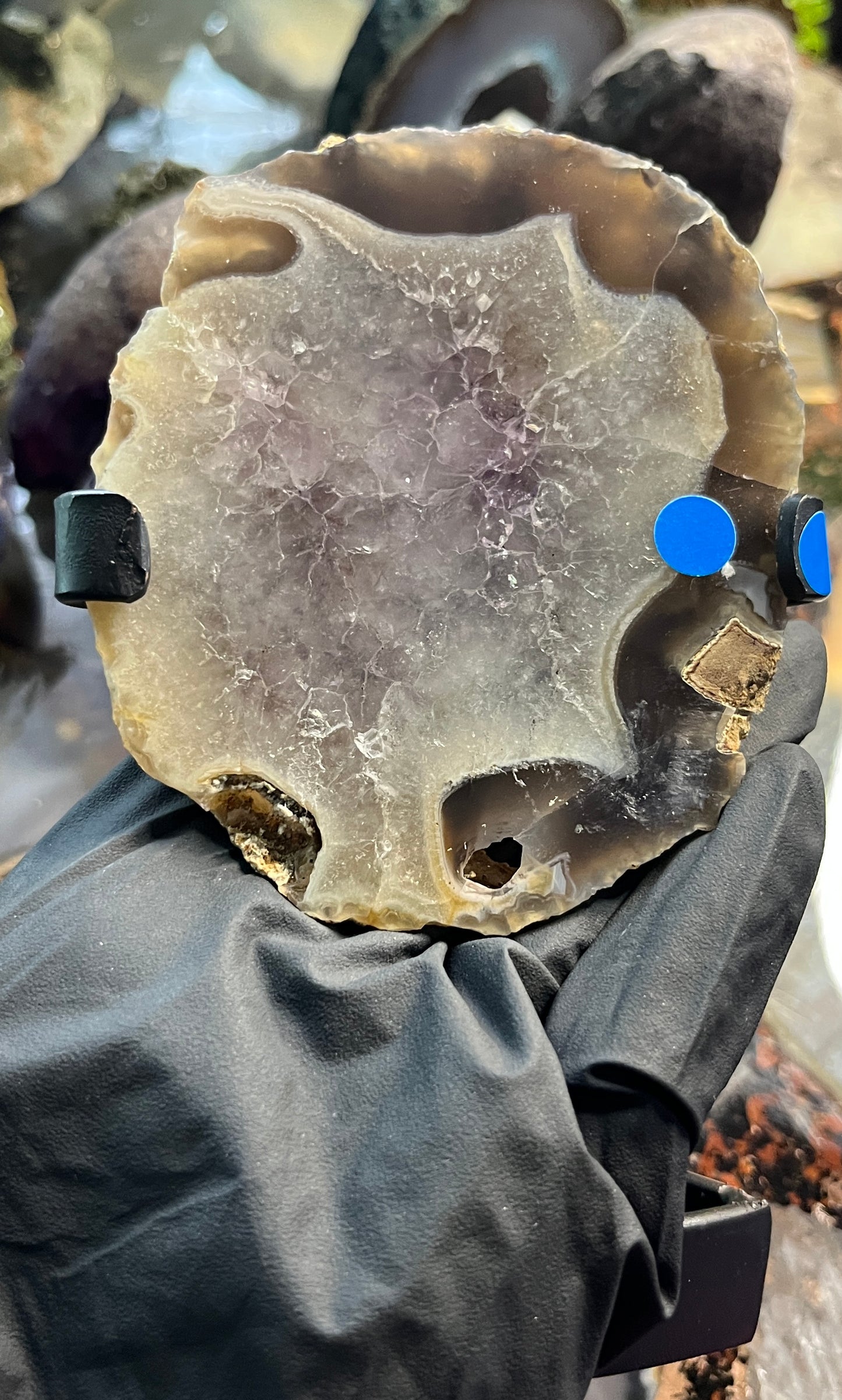 Amethyst Geode Slice with Removable Stand – Lavender Quartz & Agate Display – Natural Crystal Slab – Purple Amethyst Altar Decor