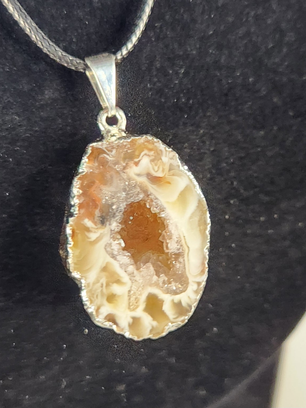 Natural Druzy Agate Necklace | Crystal Druzy Pendant | Agate Geode Necklace | Boho Crystal Jewelry | Healing Stone Necklace