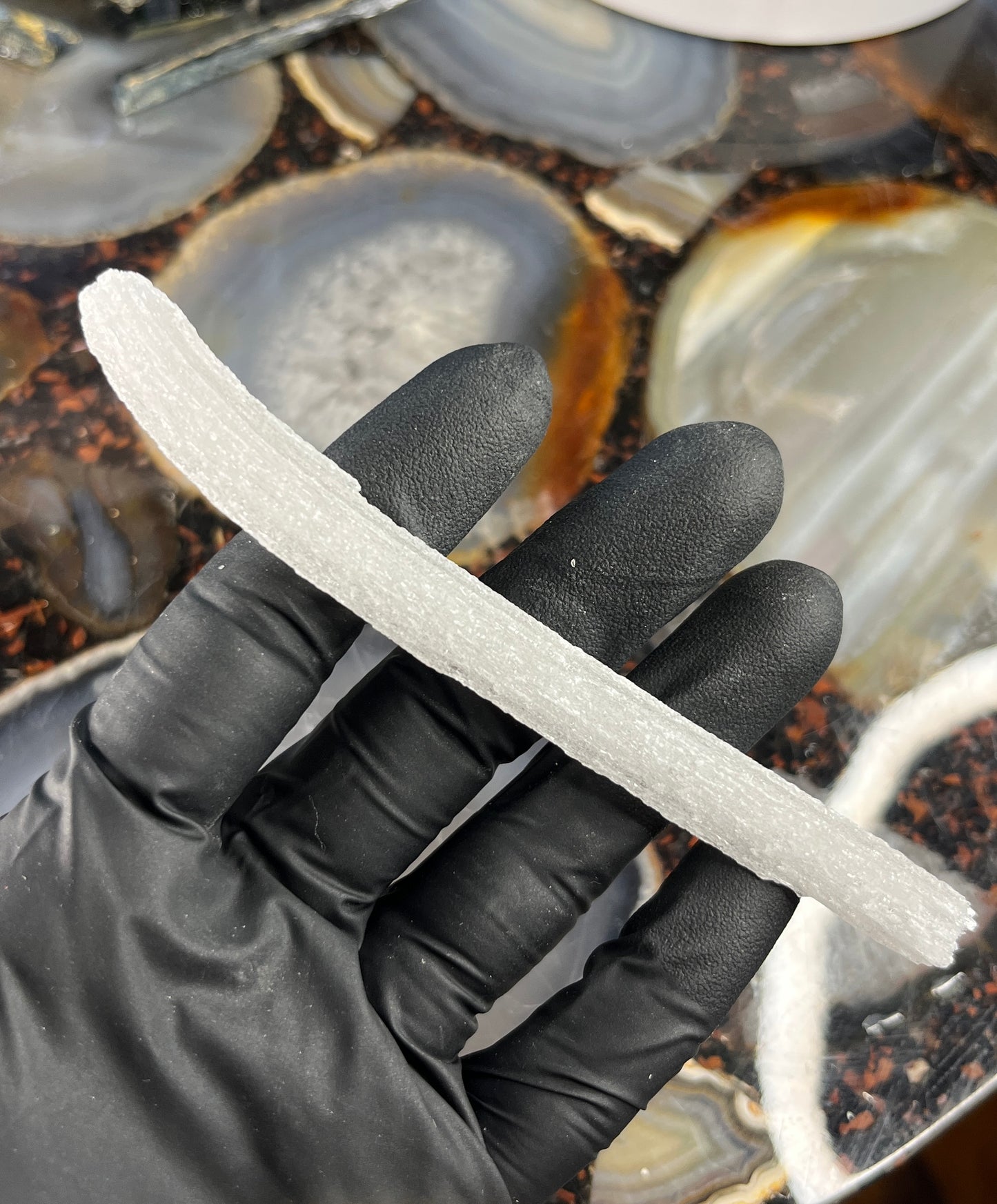 Ram's Horn Selenite Crystal | UV Reactive Mineral | Selenite Specimen for Energy Cleansing & Charging | Ulta Violet Crystal
