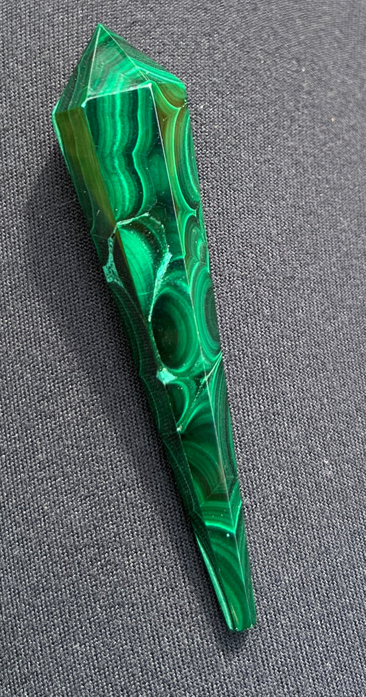 Polished Malachite Wand – Genuine Malachite Crystal for Transformation, Protection & Heart Chakra Energy