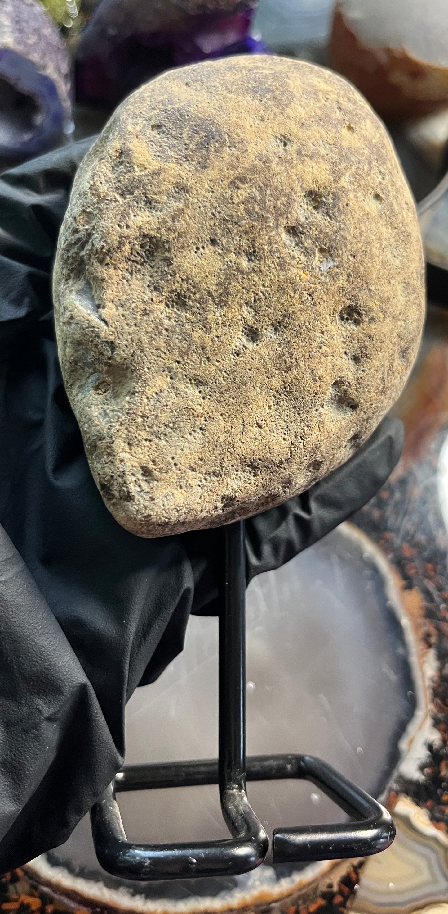 Agate Geode half on Stand – Quartz Druzy & Agate Display – Natural Crystal Slab – Banded Agate Altar Decor