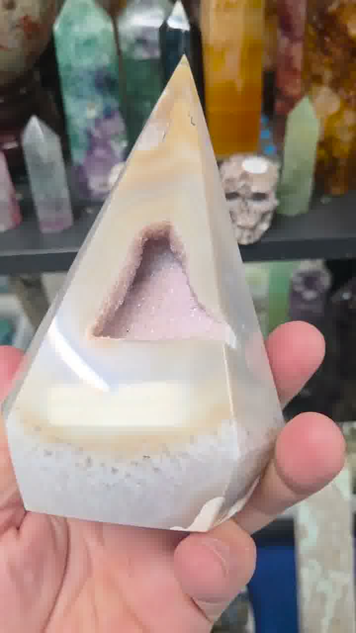 Cream agate geode tower with pale pink druzy window