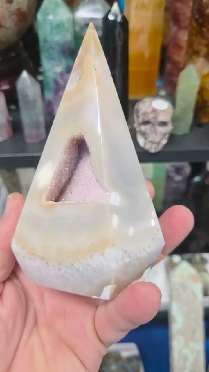 Cream agate geode tower with pale pink druzy window