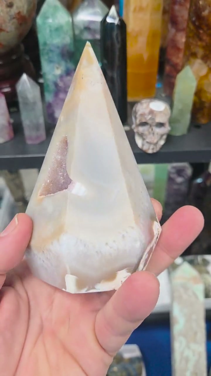 Cream agate geode tower with pale pink druzy window
