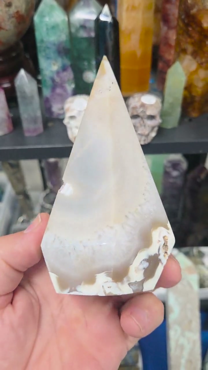Cream agate geode tower with pale pink druzy window