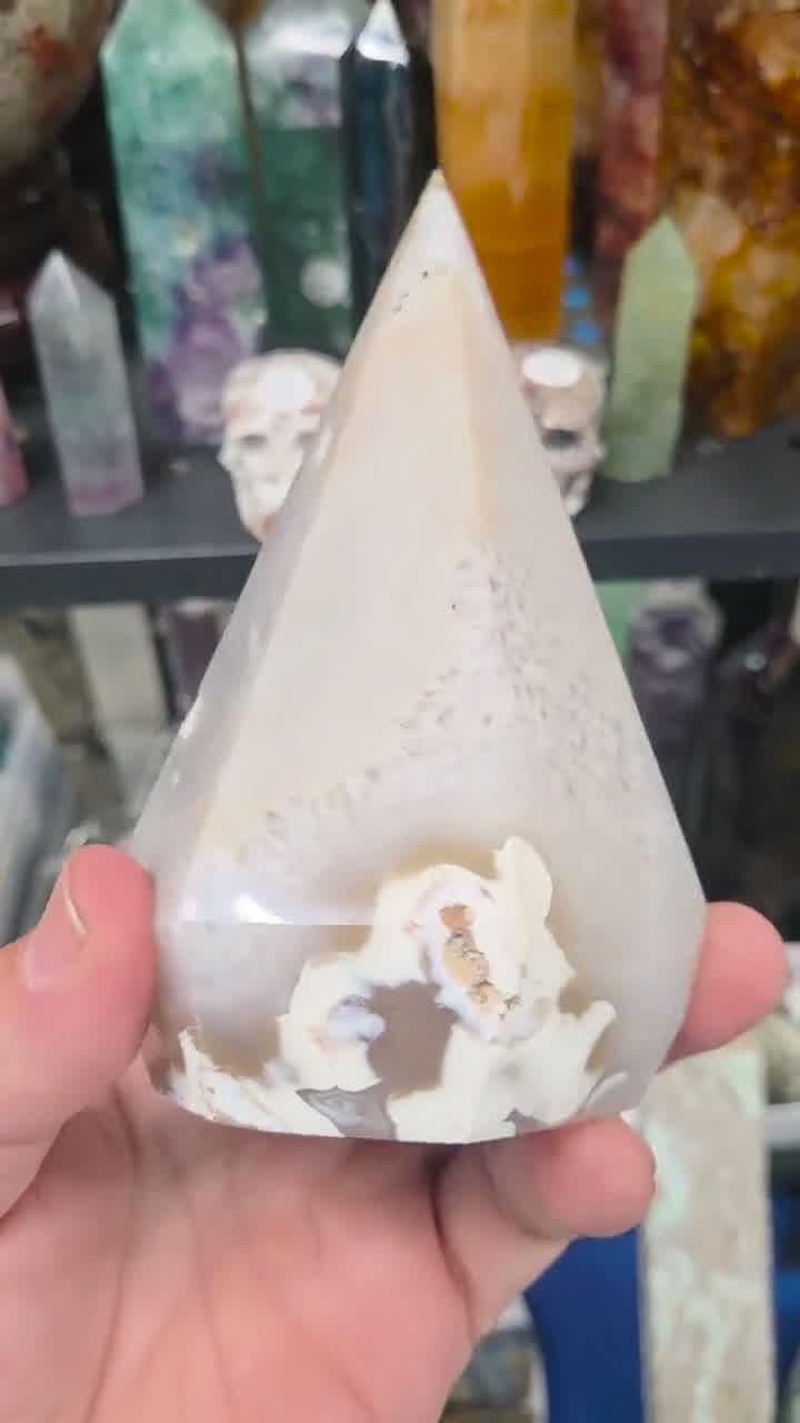 Cream agate geode tower with pale pink druzy window