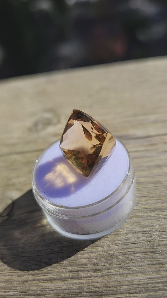 Natural 19.45 Carat Citrine Gemstone – Unheated Yellow Brazilian Octagon Cut | Genuine Golden Citrine for Jewelry, Healing & Collectors