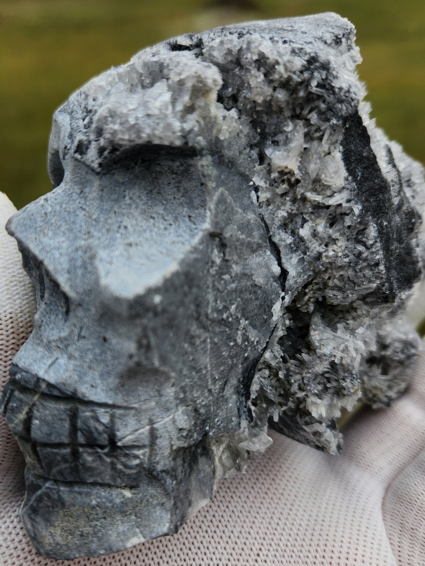 Hand-Carved Quartz Crystal Skull with Druzy Cluster – Unique Tribal Skull, Healing Stone, Spiritual Décor, Gothic Gift.