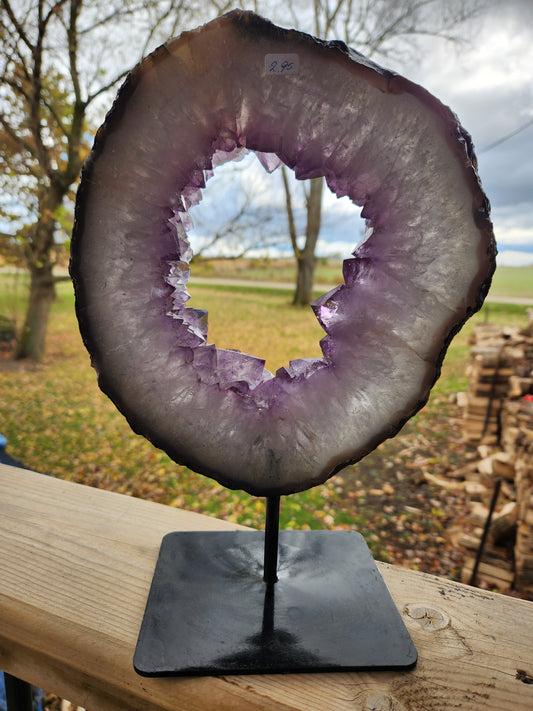 Powerful Amethyst Portal – Gateway to Higher Realms, Calming Serenity & Emotional Balance Crystal