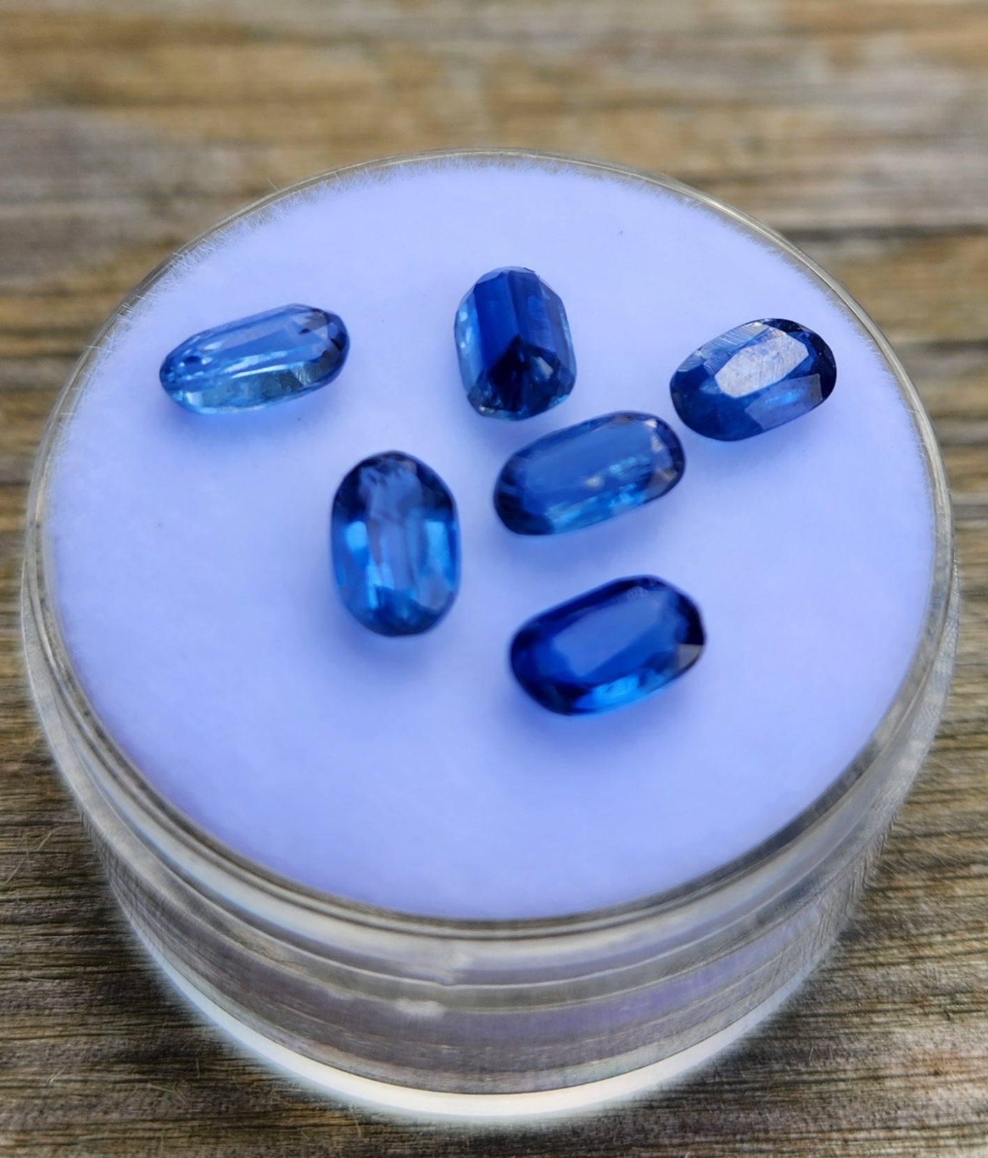 Rare Faceted Blue Kyanite Gemstones – Lot of 6 Natural Oval Gems (Approx. 3 Carats Total) | Brilliant Blue Collector & Jewelry Quality Crystals