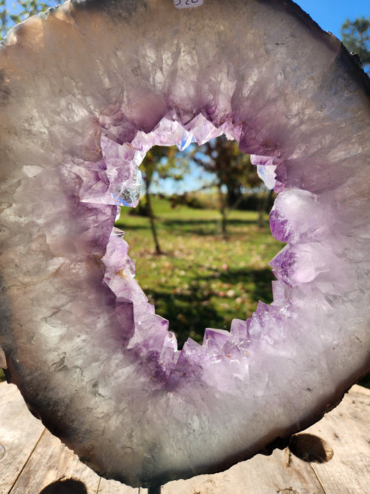 Powerful Amethyst Portal – Gateway to Higher Realms, Calming Serenity & Emotional Balance Crystal