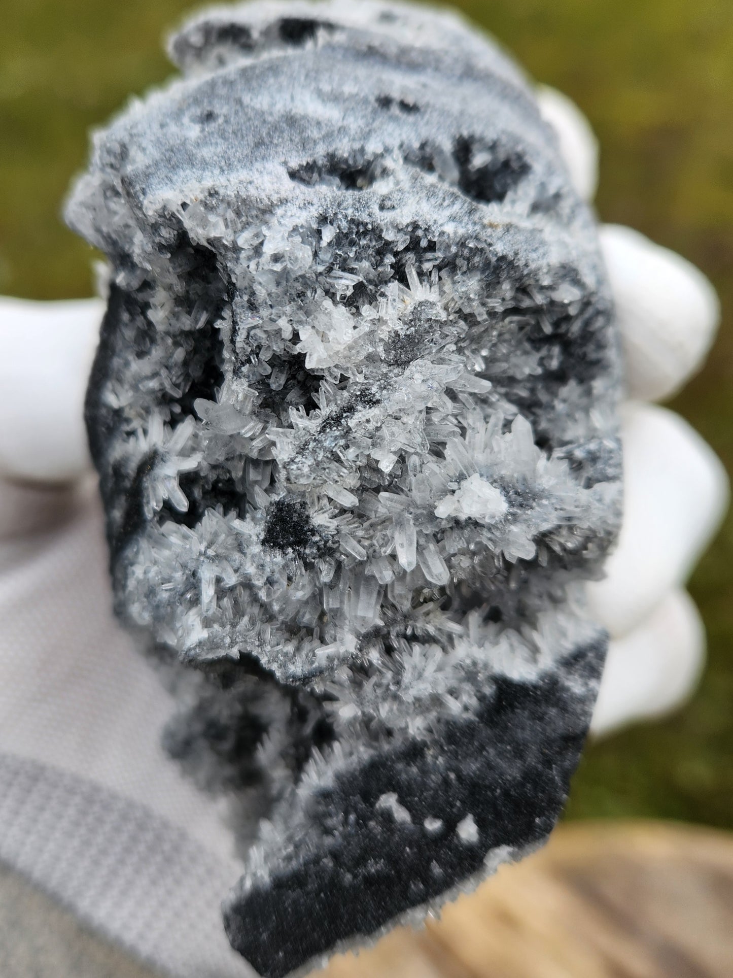 Hand-Carved Quartz Crystal Skull with Druzy Cluster – Unique Tribal Skull, Healing Stone, Spiritual Décor, Gothic Gift.