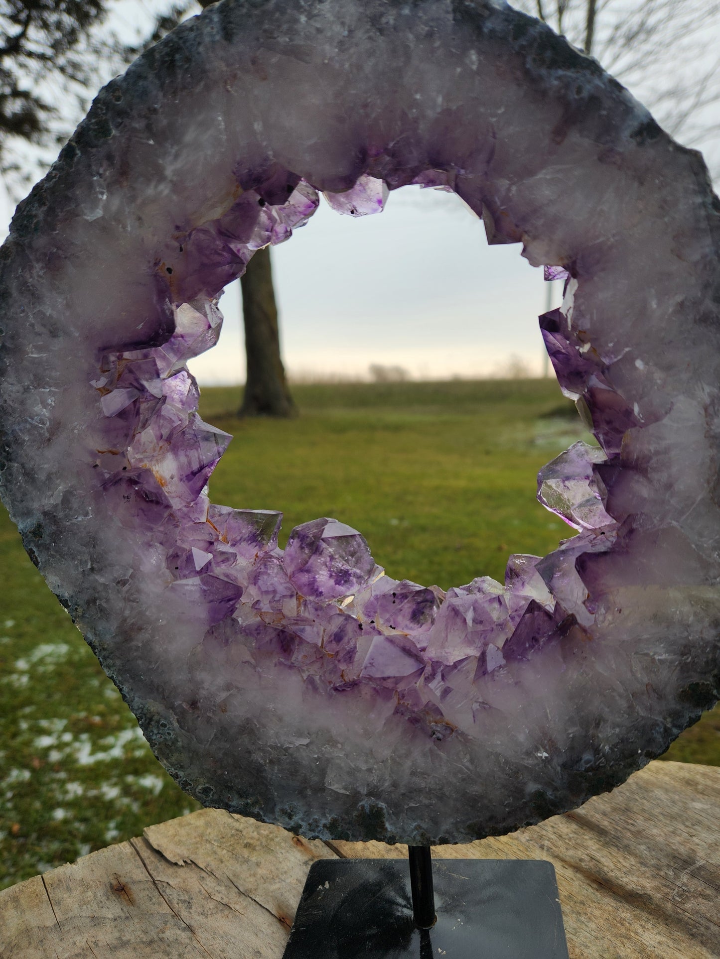 Powerful Amethyst Portal – Gateway to Higher Realms, Calming Serenity & Emotional Balance Crystal