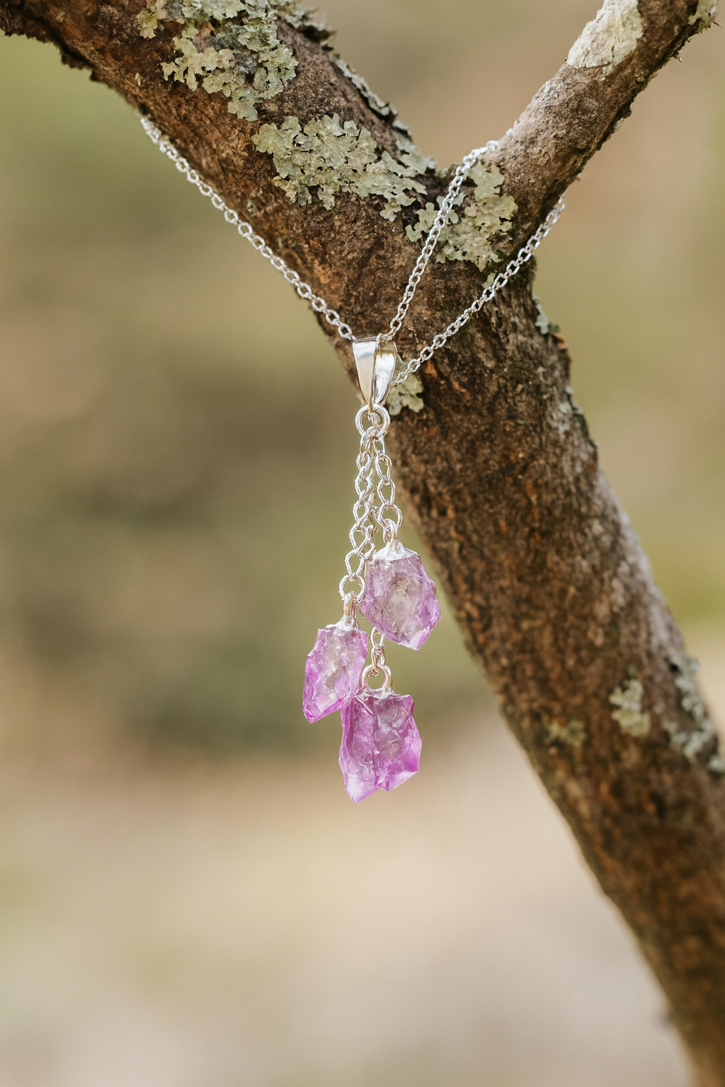 Raw Amethyst Crystal Cluster Pendant Necklace – Natural Healing Stone Jewelry for Protection, Spiritual Growth & Balance