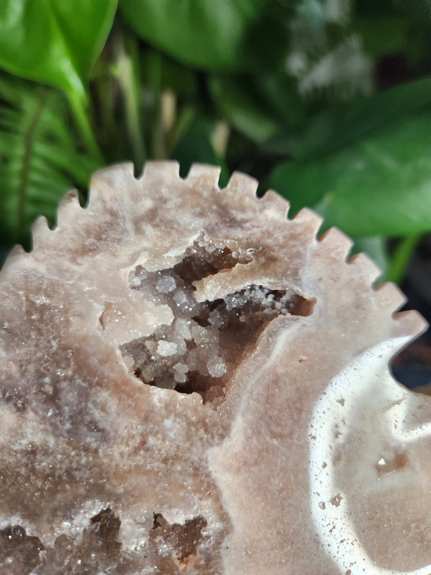 Pink Amethyst Druzy Crystal Fish – Hand-Carved Stone Sculpture • Natural Geode Sparkle • Calming & Heart-Healing Energy