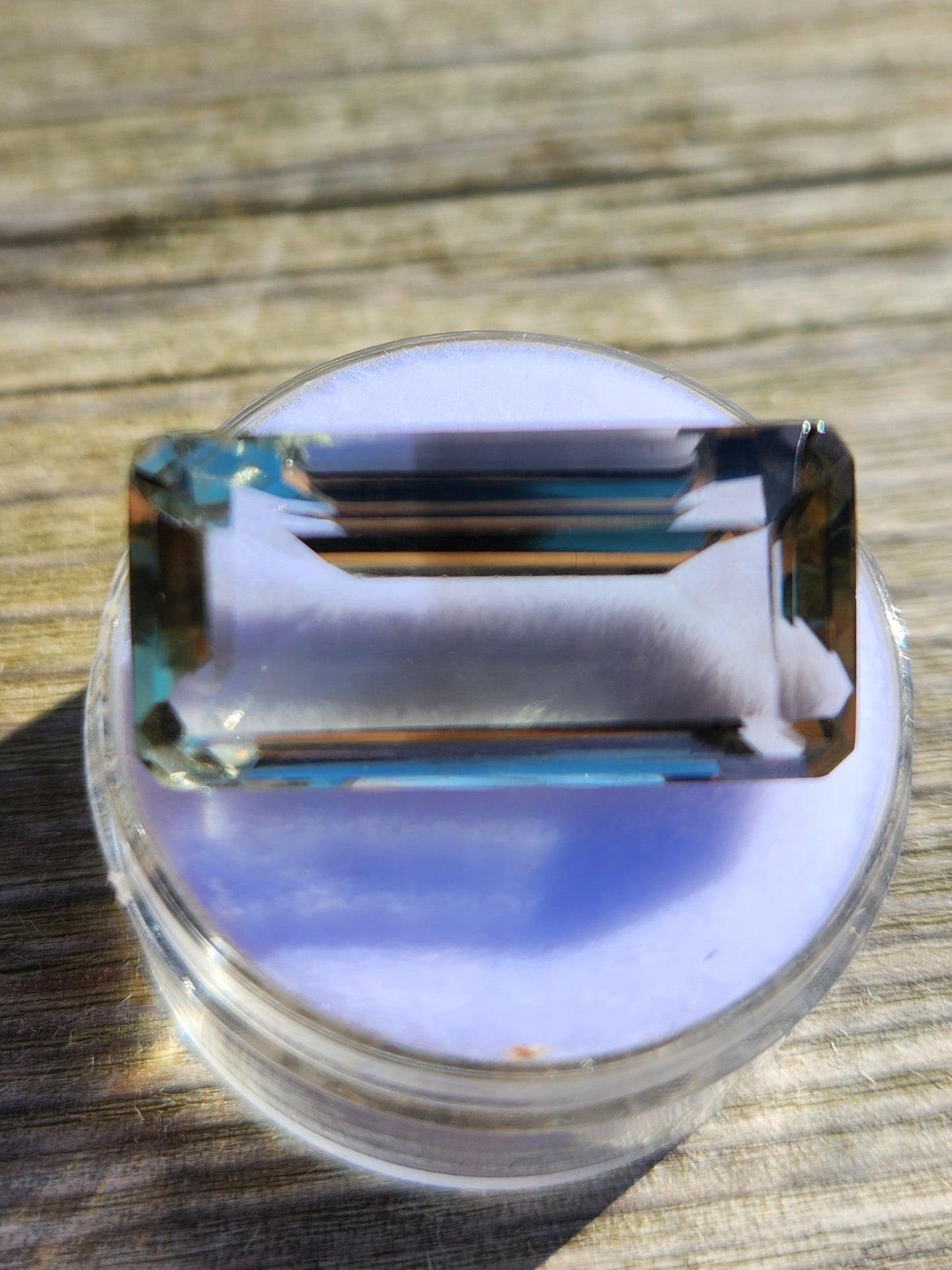 20.27 CT Natural Green Amethyst Gemstone – Octagon Cut Prasiolite from Brazil | Transparent Mint-Green Collector Gem & Jewelry Stone