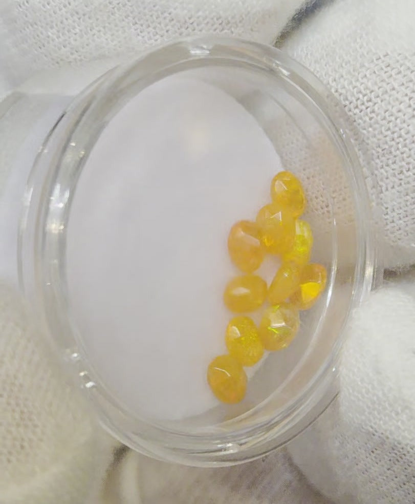 Natural faceted Welo opal gemstones